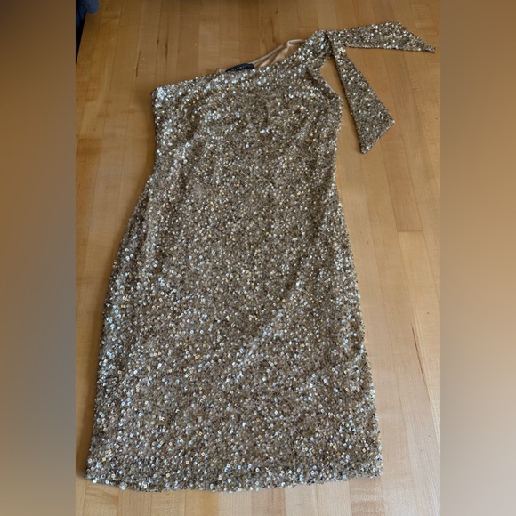 Aidan Mattox Gold Sequin Pearl Mini 1-Shoulder Holiday Party Dress  Sz 4 w/ Flaw - Picture 6 of 15